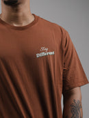 Camiseta Stay different