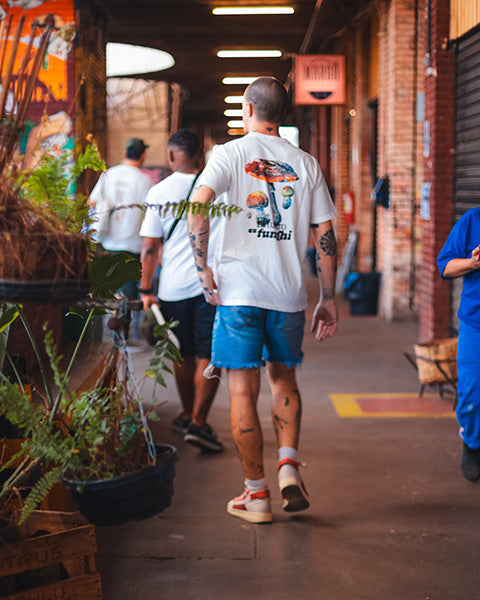 Camiseta El Futuro es Funghi