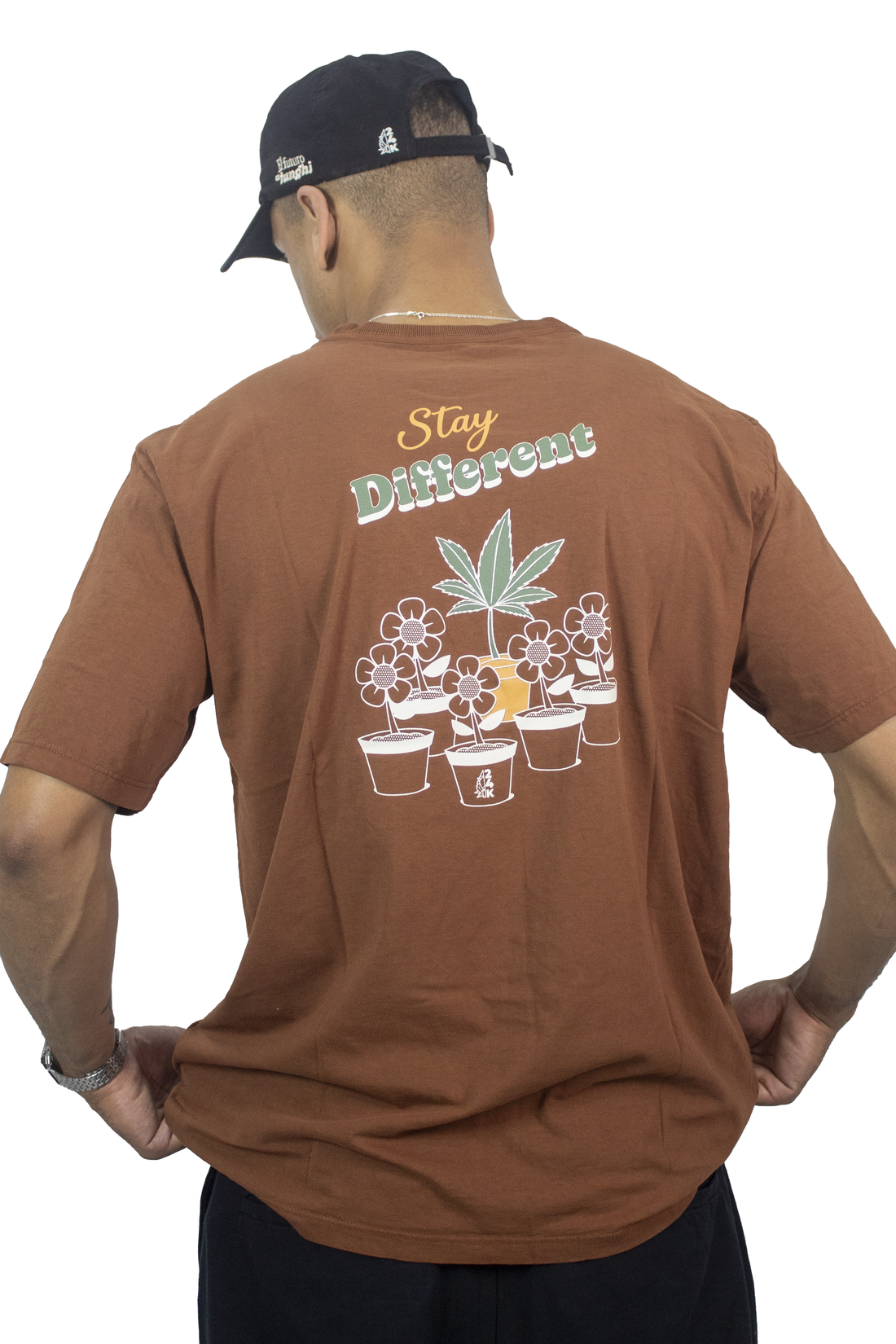 CAMISETA Stay different